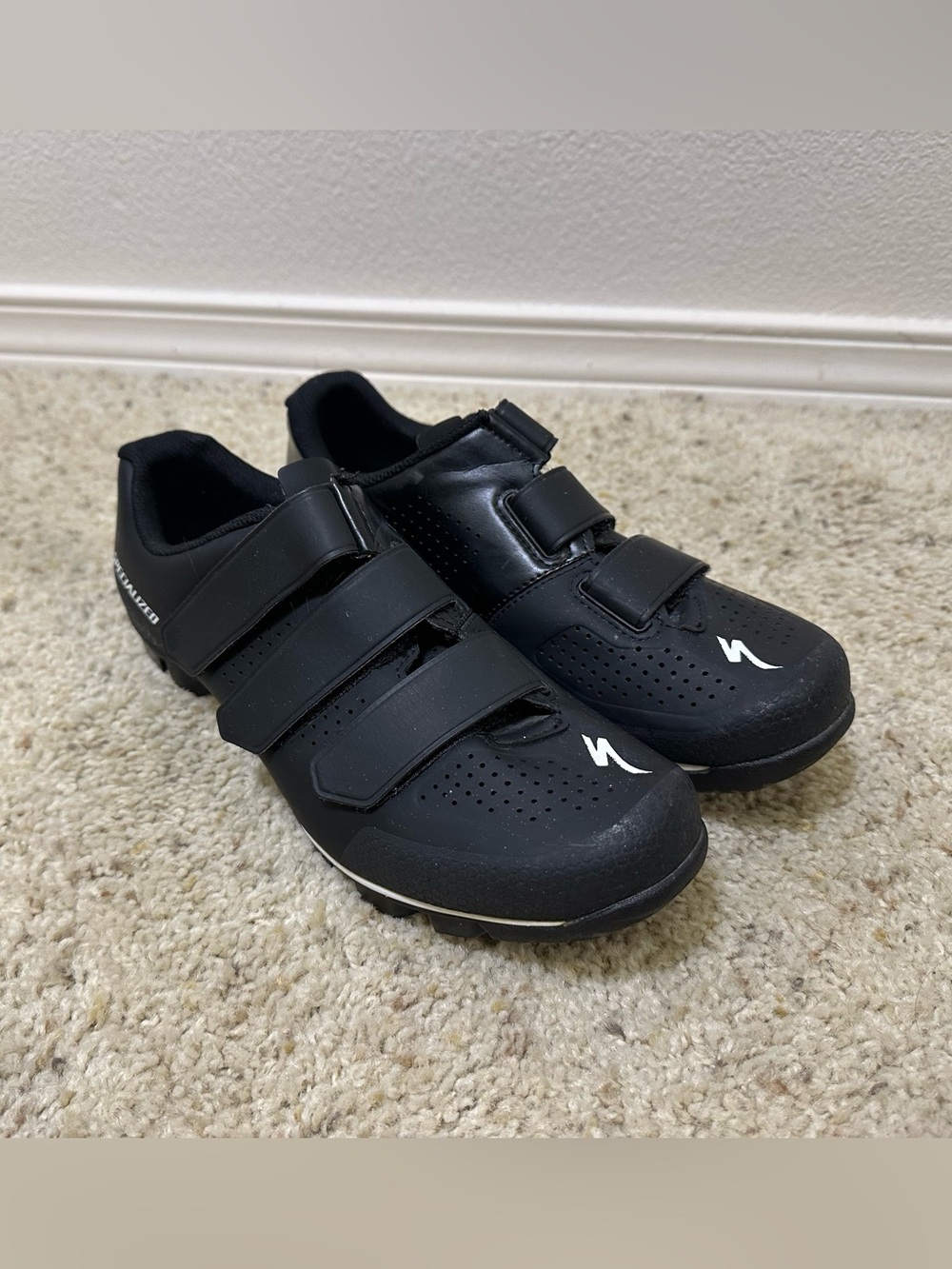 Specialized Black Women’s Cycling Shoes with Velcro Straps